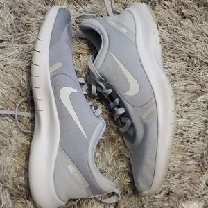 Nike Shoes - Nike women's running shoe Nike Shoes - Nike women's running shoe
